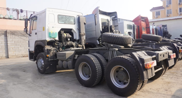 Sinotruk Howo Tractor Head 371 6×4 for Sale in Ghana Tema