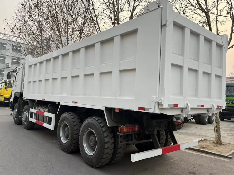 Howo Sinotruk 371 8x4 Dump Truck for Sale Price in Ghana Accra