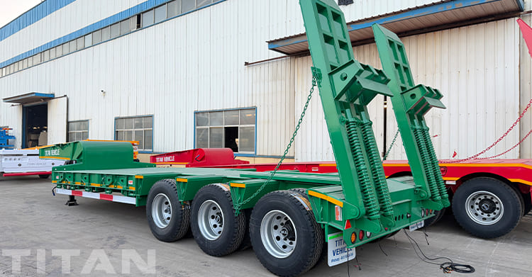 3 Axle Low Bed Truck Price for Sale in Ghana