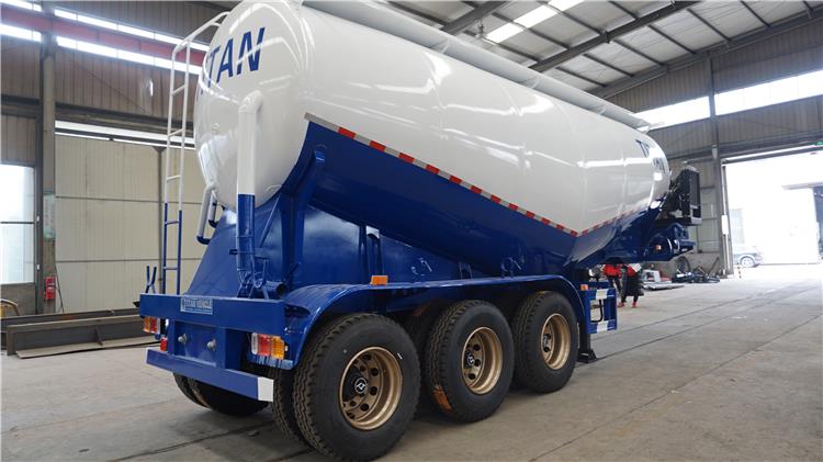Tri Axle Cement Tanker Trailer for Sale In Ghana Accra