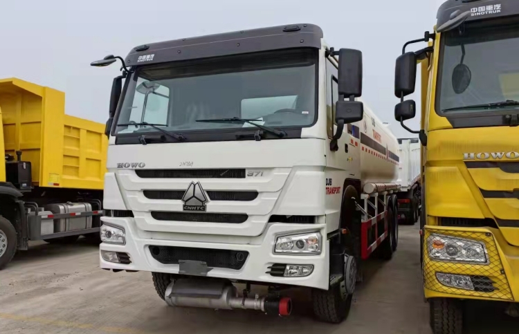 Petrol Tanker Truck Price | Howo Fuel Tanker Truck for Sale in Ghana | Howo 371 6x4 