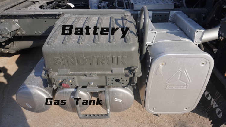 Sinotruk Howo 400 6x4 Tractor Head Truck for Sale in Ghana