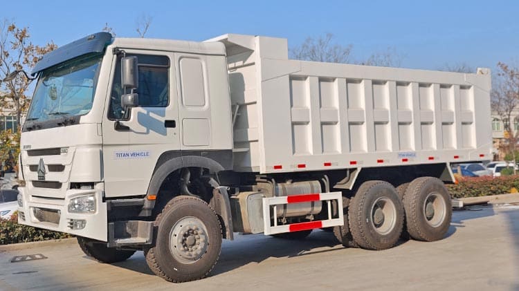Used Sinotruk Howo Tipper Trucks for Sale in Ghana