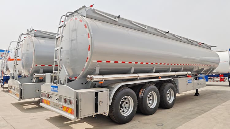 3 Axle Petrol Tanker Price for Sale in Ghana Accra