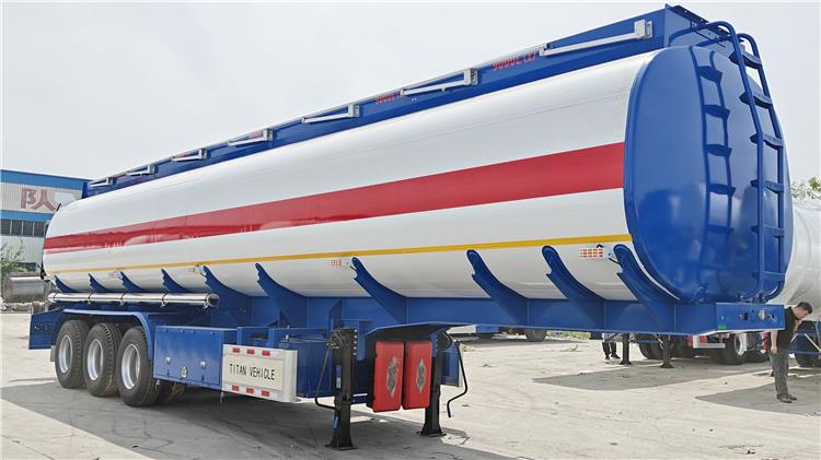 3 Axle 45000 Liters Oil Tanker Trailer for Sale In Ghana