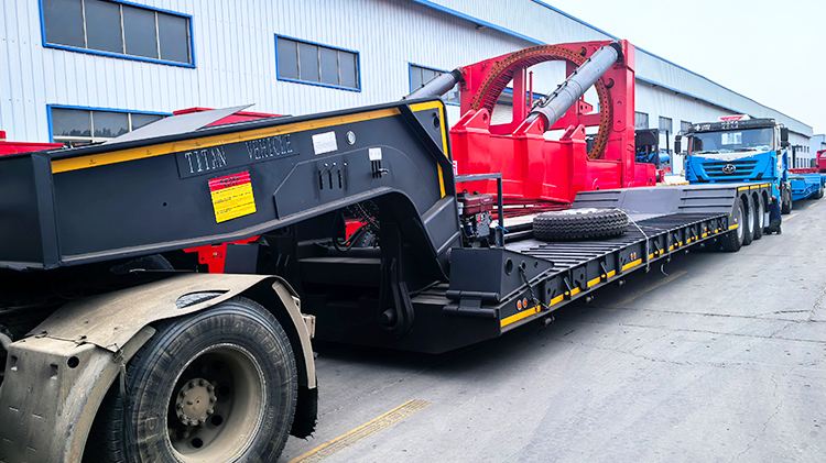 3 Axle 80 ton Detachable Gooseneck Trailer for Sale in Ghana