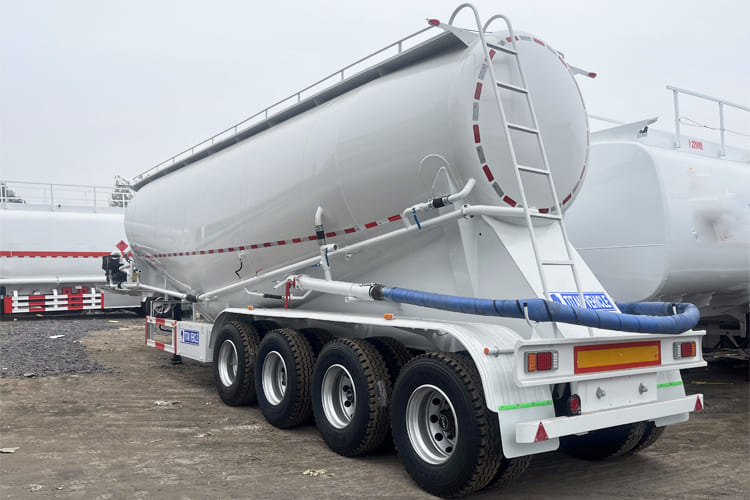 4 Axle Dry Bulk Cement Tanker Trailer | Cement Silo Trailer in Ghana