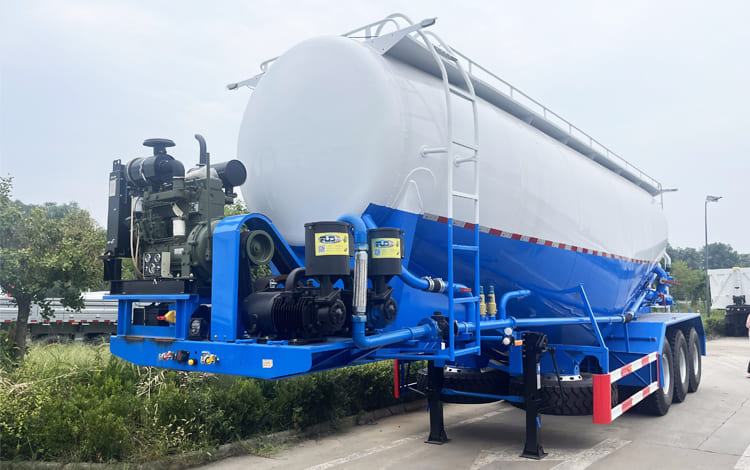 45 CBM Pneumatic Cement Tanker Truck Trailer in Ghana
