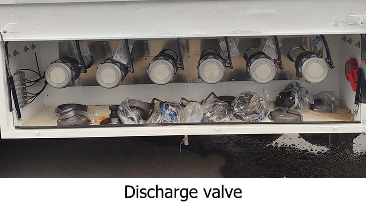TITAN 3 Axle 54000L Diesel Fuel Tank Trailer for Sale in Ghana