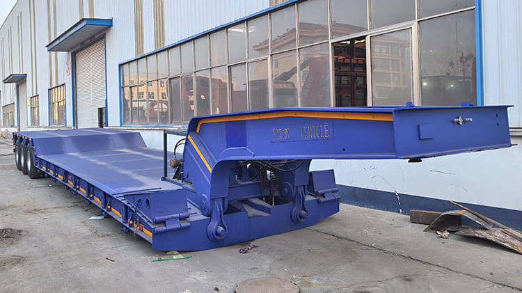 3 Axle 60 Ton Detachable Gooseneck Lowboy Trailer for Sale in Ghana