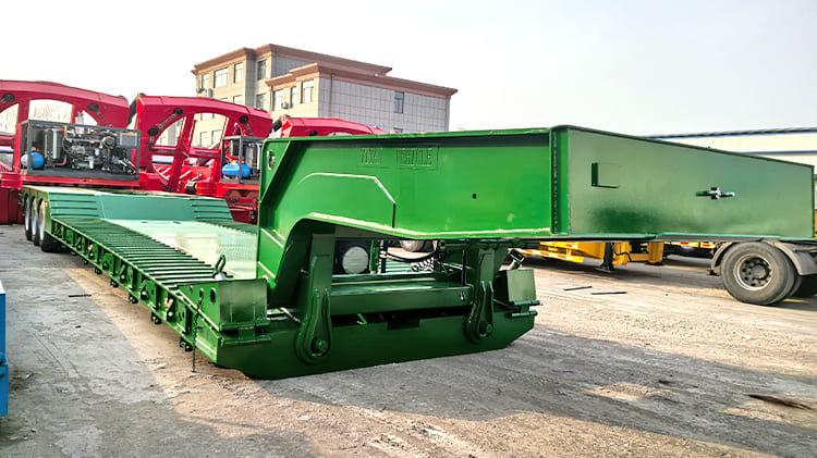 Removable Gooseneck Trailer | 3 Line 6 Axle RGN Trailers for Sale in Ghana