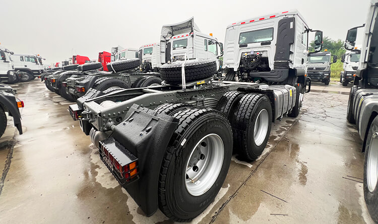 Brand New Howo 6x4 Tractor Truck for Sale in Ghana