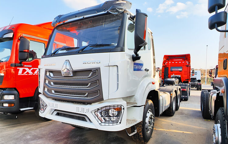 Howo nx Tractor Truck Head for Sale in Ghana